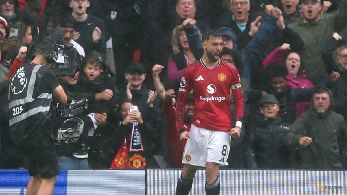 Man United breathe life into season with Chelsea victory